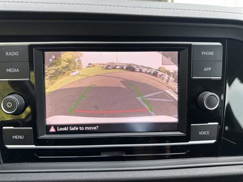Used 2020 Volkswagen Jetta S image 24