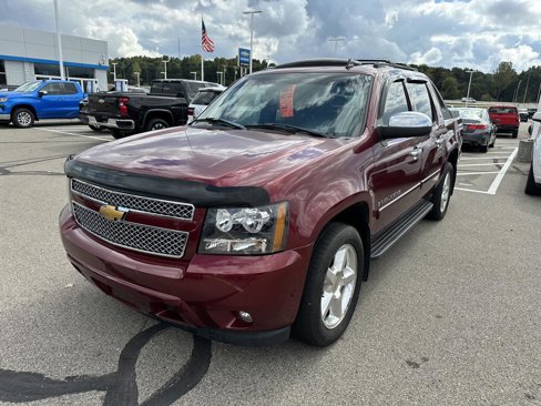 Used 2008 Chevrolet Avalanche LTZ image 12