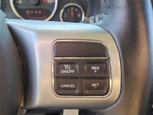 Used 2016 Jeep Wrangler Unlimited Rubicon image 24