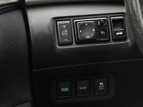 Used 2018 Nissan Sentra SV image 19