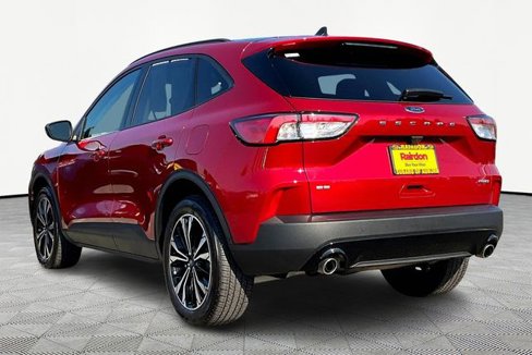 Used 2022 Ford Escape SE w/ SE Sport Appearance Package image 11
