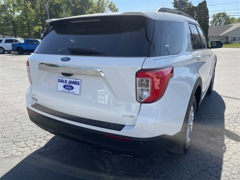 Used 2020 Ford Explorer XLT w/ Comfort Package image 9