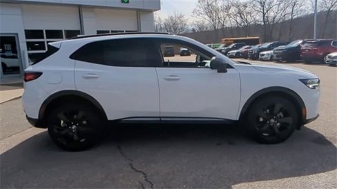 Certified 2022 Buick Envision Essence w/ Sport Touring Package image 9