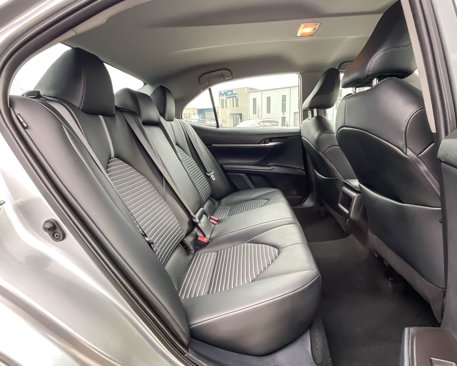 Used 2022 Toyota Camry SE image 18