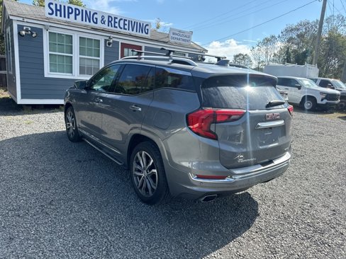 Used 2018 GMC Terrain Denali w/ LPO, 'HIT The Road' Package image 5