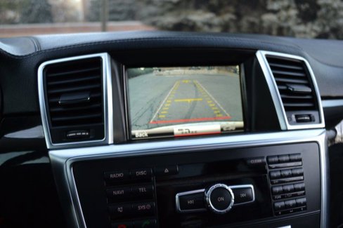 Used 2015 Mercedes-Benz ML 400 4MATIC w/ Accessory Chrome Package image 22