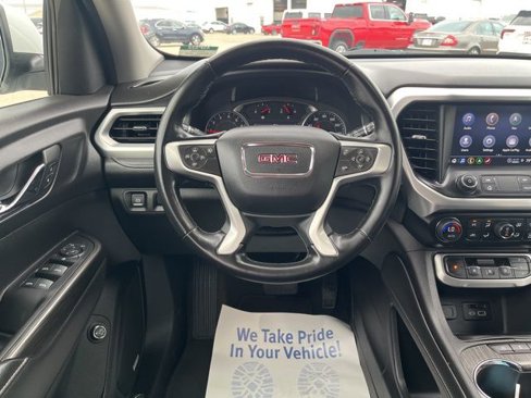 Used 2023 GMC Acadia SLT image 16