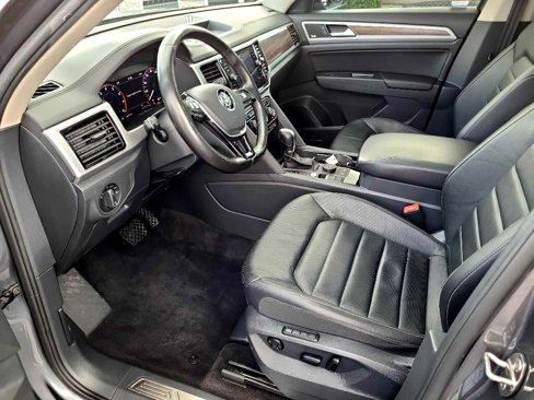 Used 2018 Volkswagen Atlas SEL Premium image 10
