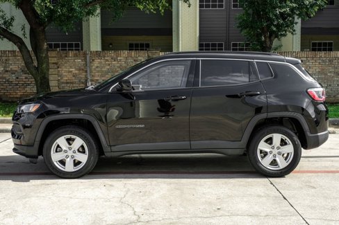 Used 2022 Jeep Compass Latitude image 20
