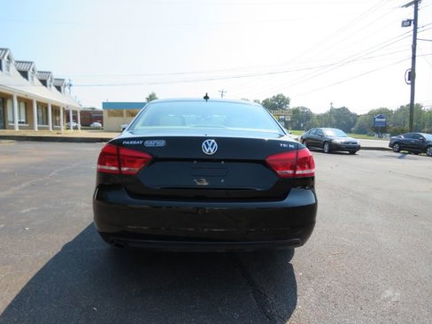 Used 2014 Volkswagen Passat 1.8T SE image 6