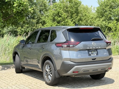 Certified 2023 Nissan Rogue S image 3
