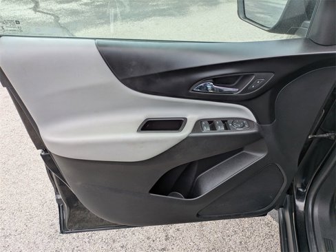 Used 2020 Chevrolet Equinox LT image 14