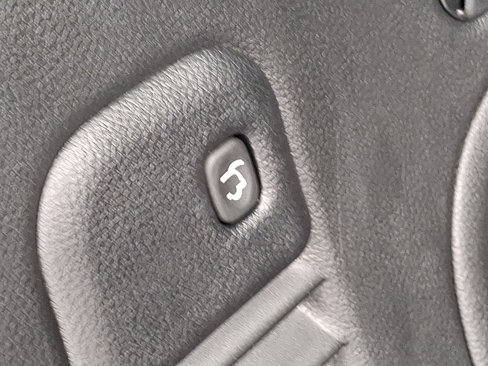 Used 2022 Jeep Grand Cherokee Limited image 32