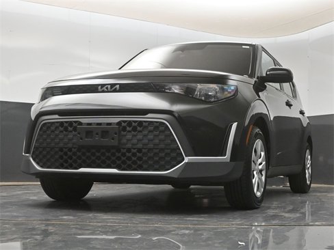 Used 2023 Kia Soul LX image 15