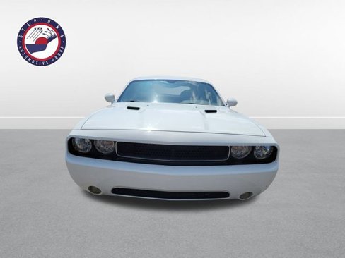 Used 2014 Dodge Challenger R/T image 15