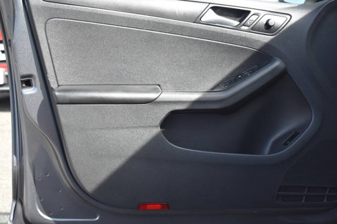 Used 2013 Volkswagen Jetta S image 11