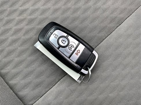 Used 2022 Ford Escape SE w/ Cold Weather Package image 11