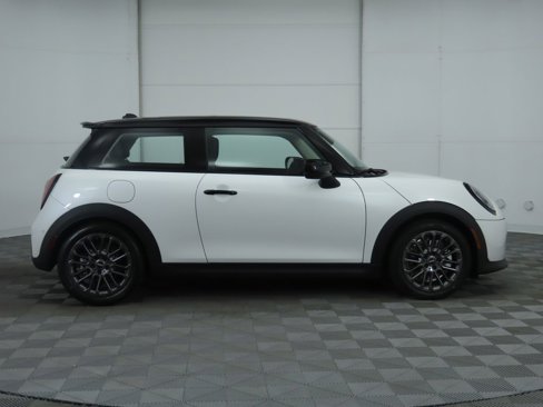 Used 2025 MINI Cooper S image 5