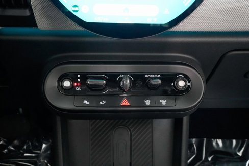 Certified 2025 MINI Cooper S image 16