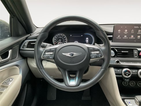 Used 2023 Genesis G70 2.0T image 18