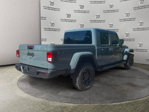 New 2025 Jeep Gladiator Sport image 5