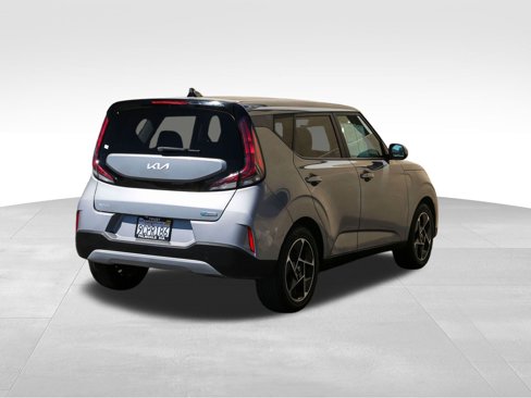 Used 2023 Kia Soul EX image 7