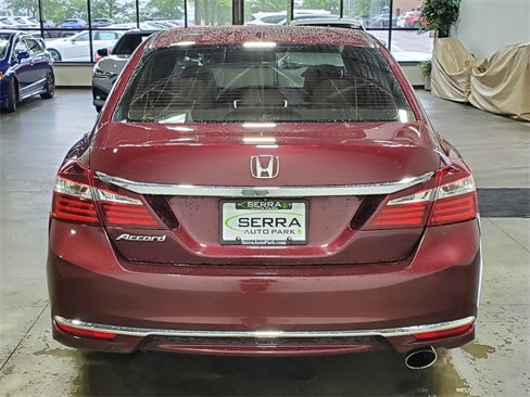 Used 2017 Honda Accord EX-L image 5