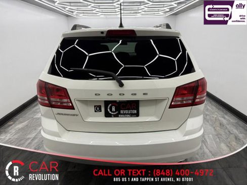 Used 2018 Dodge Journey SE w/ Popular Equipment Group image 5
