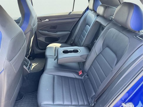 Used 2022 Volkswagen Golf R image 28