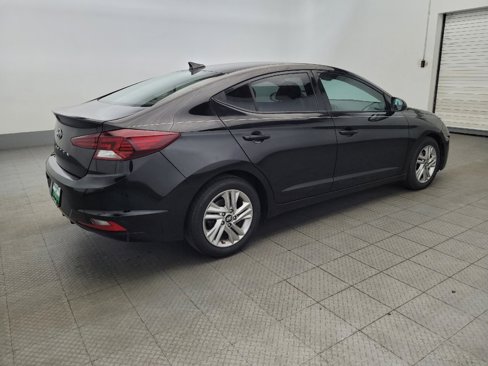 Used 2019 Hyundai Elantra SEL image 10