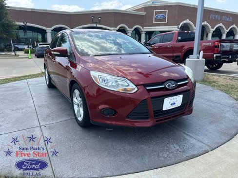 Used 2014 Ford Focus SE image 1