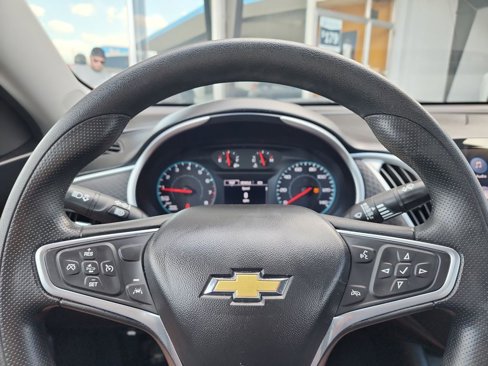 Used 2023 Chevrolet Malibu LS image 18