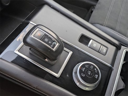 Used 2023 Mitsubishi Outlander SE image 23