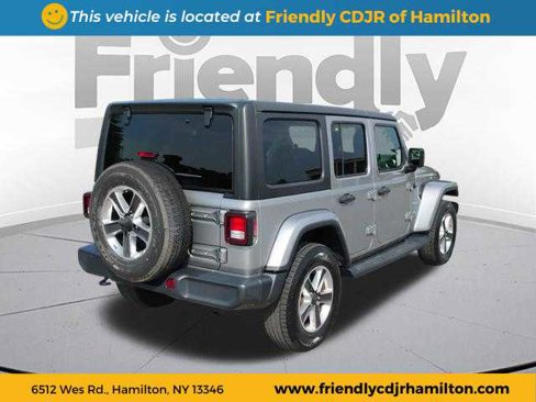 Used 2020 Jeep Wrangler Unlimited Sahara image 8