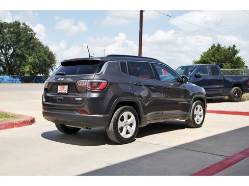 Used 2019 Jeep Compass Latitude w/ Popular Equipment Group image 5