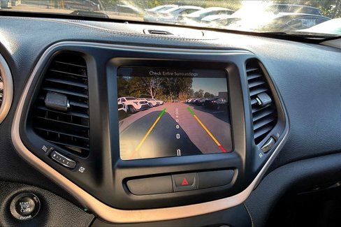 Used 2016 Jeep Cherokee 75th Anniversary image 25