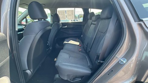 Used 2019 Hyundai Santa Fe SEL image 13