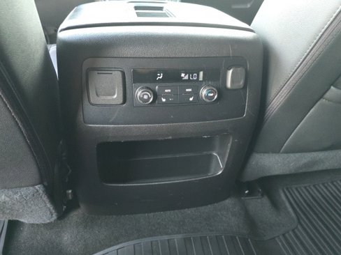 Used 2018 Chevrolet Tahoe Premier image 19