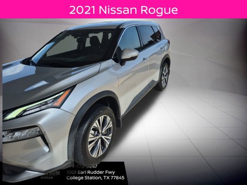 Used 2021 Nissan Rogue SV image 1