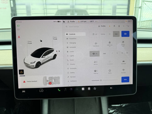 Used 2021 Tesla Model 3 Standard Range Plus image 12