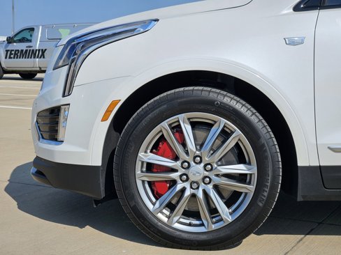 New 2025 Cadillac XT5 Sportv image 9