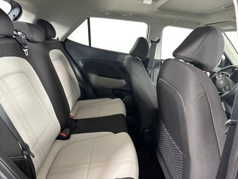 Used 2022 Hyundai Venue SEL w/ Cargo Package image 25