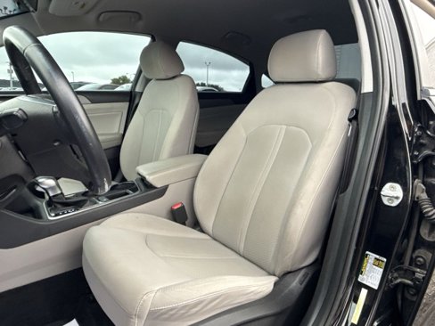 Used 2018 Hyundai Sonata SEL image 13