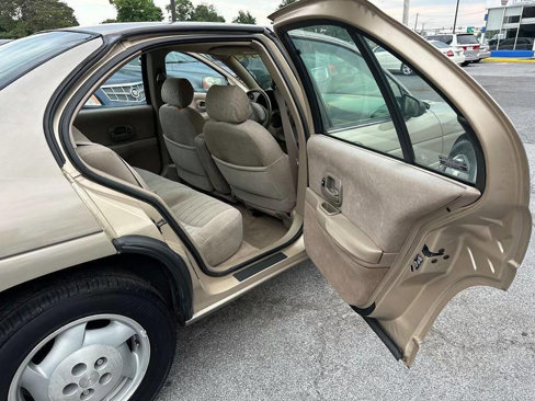 Used 1998 Chevrolet Lumina LS w/ Preferred Equipment Group 1 image 15