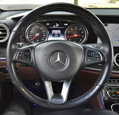 Used 2017 Mercedes-Benz E 300 4MATIC w/ Premium 1 Package image 23