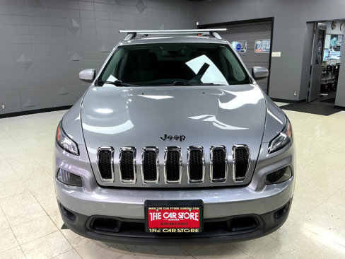 Used 2017 Jeep Cherokee Latitude image 8
