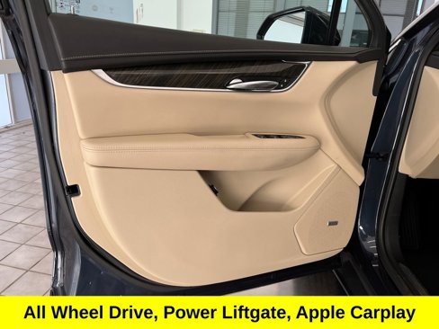 Used 2019 Cadillac XT5 AWD image 14