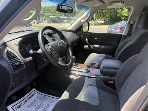 Used 2017 Nissan Armada SV image 10