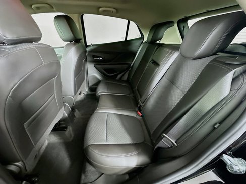 Used 2022 Buick Encore Preferred image 29