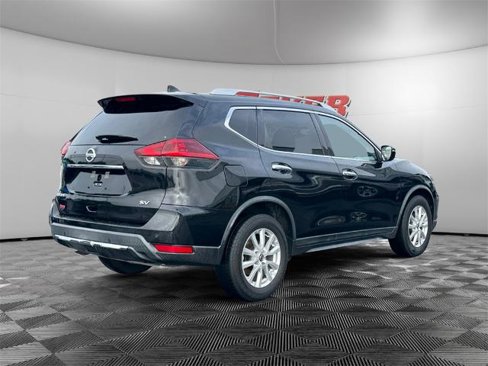 Used 2019 Nissan Rogue SV image 5